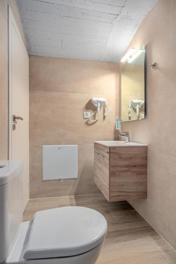 Costa Vasia Boutique Apartments Vrachati Exterior photo