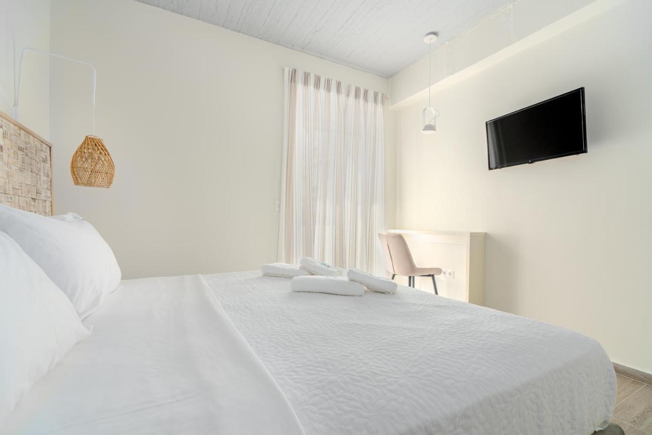 Costa Vasia Boutique Apartments Vrachati Exterior photo